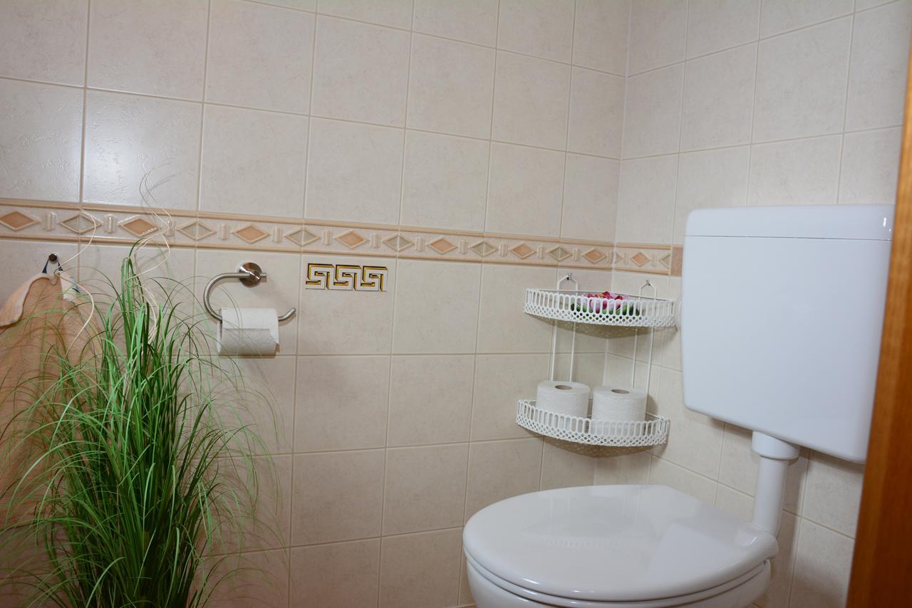 Haus Ingrid Apartment Sankt Georgen ob Murau Bagian luar foto
